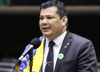 STF torna o deputado Gilvan da Federal réu por injúria a Lula