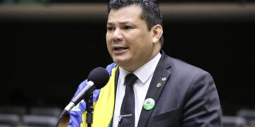 STF torna o deputado Gilvan da Federal réu por injúria a Lula