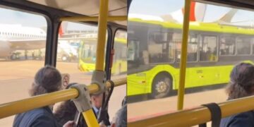 Ônibus bate em asa de avião da Gol no Aeroporto de Guarulhos