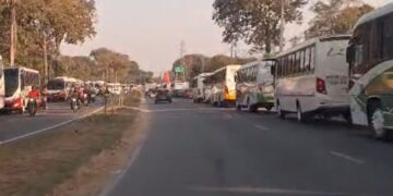 Greve do transporte especial paralisa rotas do Distrito Industrial