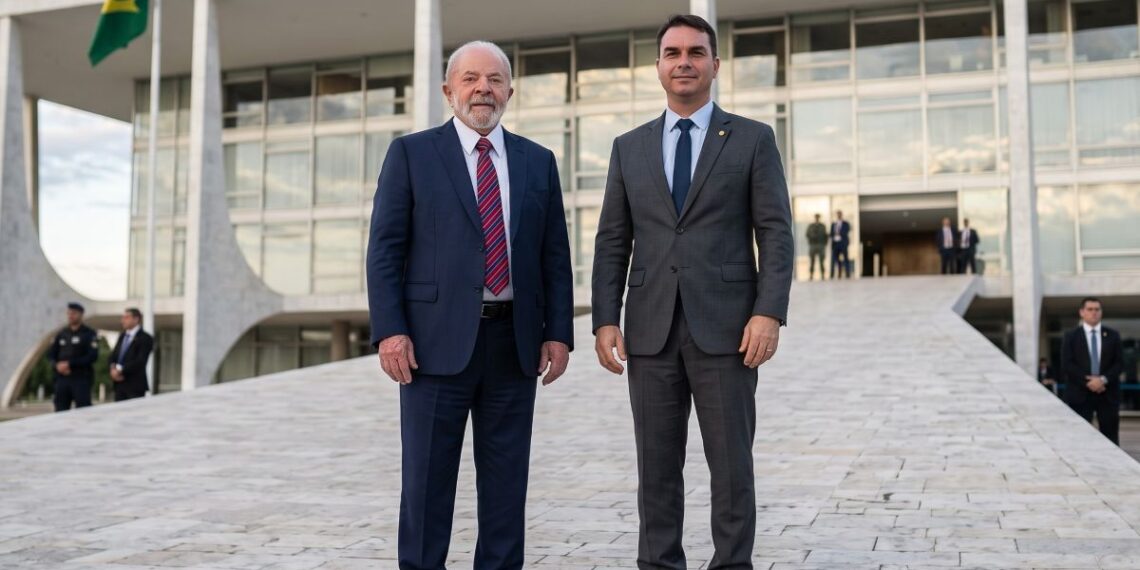 Nova pesquisa BTG/Nexus coloca Lula e Flávio empatados