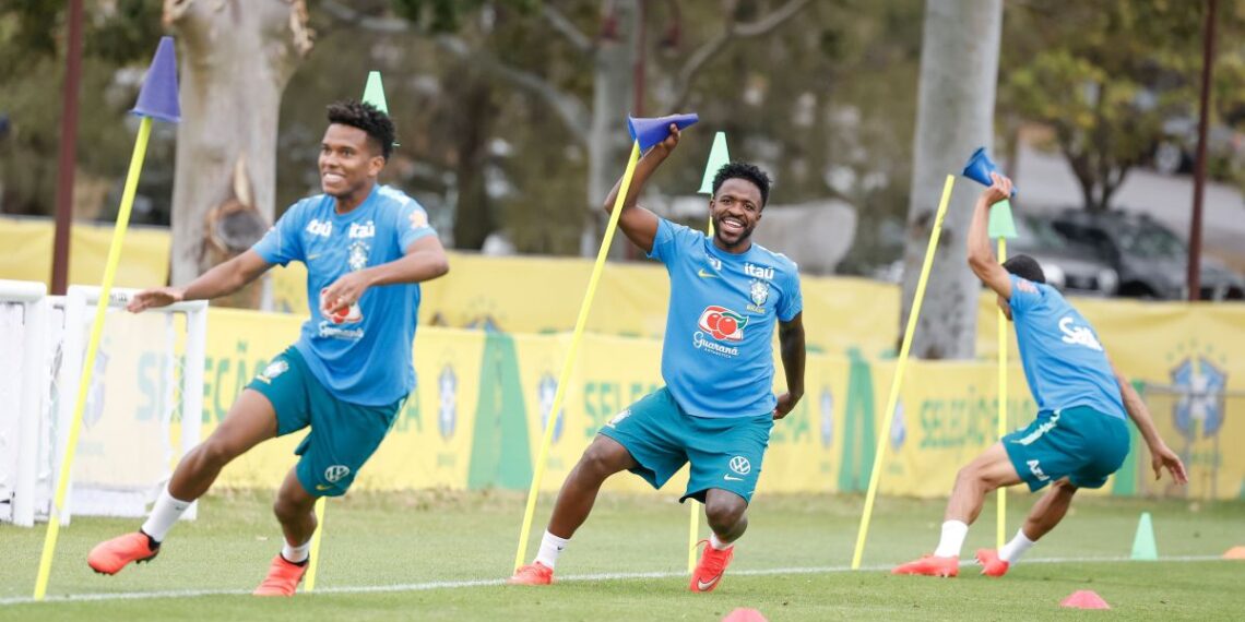 Ancelotti confirma Estêvão titular em amistoso do Brasil na Austrália