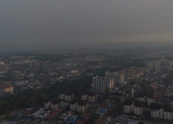 Manaus registra qualidade do ar péssima com fumaça de queimadas