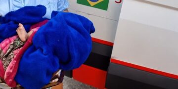 Recém-nascido é encontrado abandonado em rua, no Novo Aleixo
