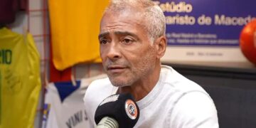 Romário defende CR7 em polêmica com Jesus: ‘Eu faria igual’