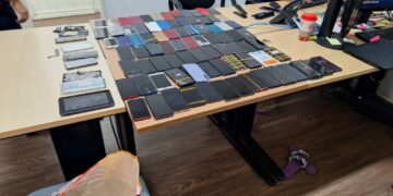 SSP-AM devolve mais de 800 celulares recuperados