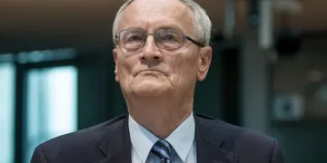 Alemanha prende ex-diretor do BND acusado de traição ao Estado