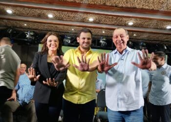 Renato Júnior declara apoio a Omar Aziz no 2º turno no Amazonas